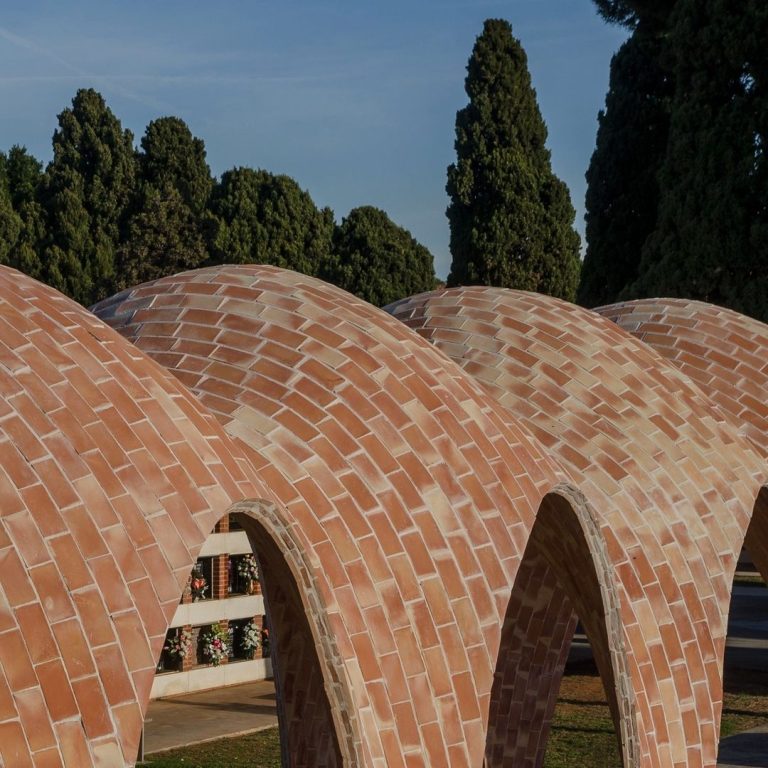 Decoración baldosas esmaltes artesanales de barro Anticfang La Safor