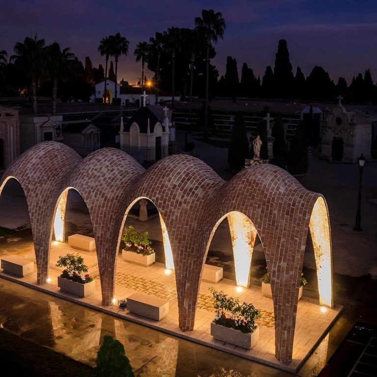 Decoración baldosas esmaltes artesanales de barro Anticfang La Safor