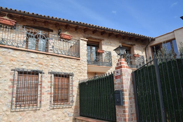 Baldosas de barro artesanal Anticfang Valencia